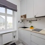 Apartmán Targowa Bright Close To Pge By Renters Varšava