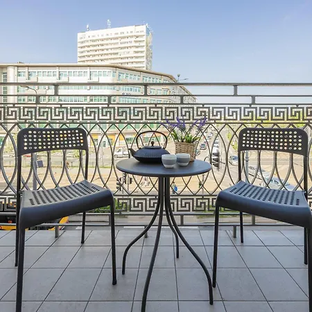 Apartmán Targowa Bright Close To Pge By Renters Varšava
