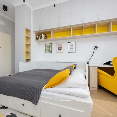 Targowa Bright Close To Pge By Renters Apartman *